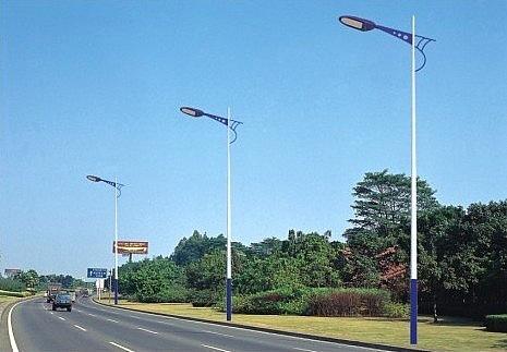 使用太阳能路灯时，要如何设置路灯杆的高度(图1)